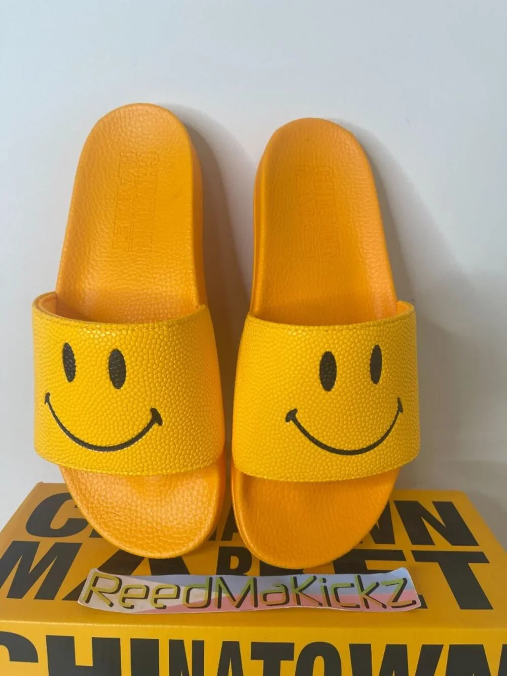 Chinatown Market Slides Smiley BBALL Double Yellow Mens 10us
